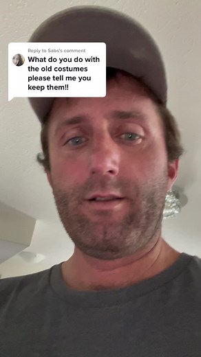 Replying to @Sabs #halloween #halloween2022 #costumes #halloweencostume #dressup