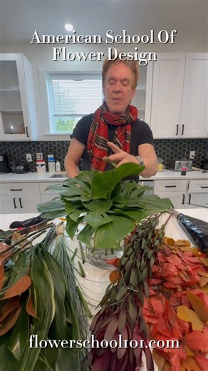 This low, modern design showcases how working with foliage first creates depth, dimension, and a truly unique floral masterpiece. Perfect for those looking to elevate their arrangements with rich greens, burgundy, and gold! Ready to master professional floral design techniques? 👉 Visit flowerschool101.com to learn more! #AmericanSchoolOfFlowerDesign #FloralDesign #FlowerArrangement #FoliageFirst #ModernFlorals #FloristLife #FlowerSchool #FloralArt #MonsteraLeaf #MagnoliaLeaves #FloralEducation 