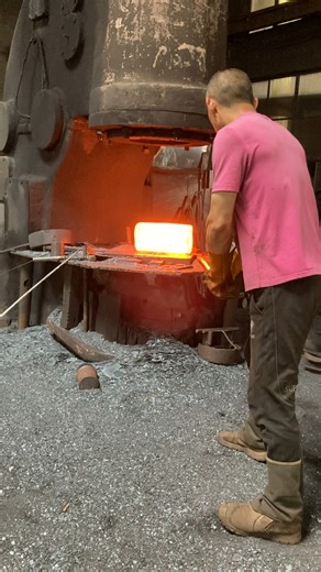 Working With Bare Hands in Brutal Heat #process #producer #forging #machine #blacksmith #makeinchina #fblifestyle | Inside the factory