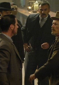 Murdoch Mysteries S01:E06 - Let Loose the Dogs