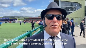 Jeff Stelling was among the 700 Hartlepool fans who made the 572-mile round trip to Dorking Wanderers all dressed as the Blues Brothers and were rewarded with a 4-3 victory. Unbelievable Jeff! 👏😆 (Video Credit - Hartlepool Mail) | Non League Football