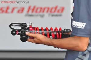 Sokbreker Showa BFRC Antar CBR250RR Juara Balap Asia, Yuk Lihat Detail Teknologinya? - Otomotifnet.com