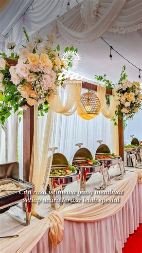 FULL SERVICE CATERING BALI on Instagram: "🌿 Hadirkan Kenyamanan Lewat Sajian yang Tepat 🌿 Melalui buffet yang tersaji rapi dan konsisten, Tia Catering berupaya menghadirkan pengalaman bersantap yang menyatu dengan suasana acara. Setiap hidangan disiapkan dengan perhatian penuh agar tamu dapat menikmati momen dengan tenang. Terima kasih atas kepercayaan yang telah diberikan kepada Tia Catering untuk mendukung acara ini. 📞 Sedang menyiapkan acara berikutnya? Kami siap membantu menghadirkan buff