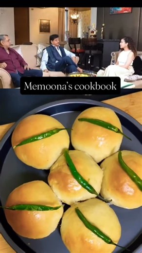 Memoona's cookbook on Instagram: "Vada Pav Recipe 🍔 | Shatrughan Sinha Special Crispy, spicy, and utterly delicious — homemade with love ✨ Try this classic street food at home! #celebrityrecipes #vadapav #mumbaifood #tredingreels #reelkarofeelkaro"