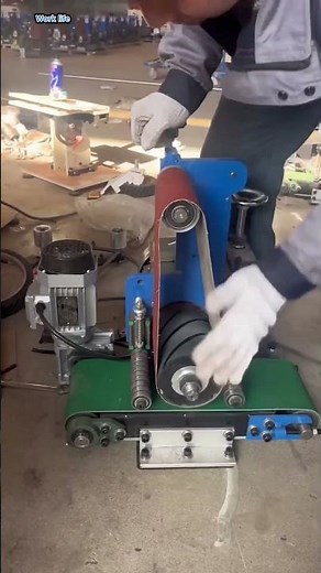 Changing the Sanding Belt on a Sander: Quick & Easy Workshop Fix 🛠️🪵