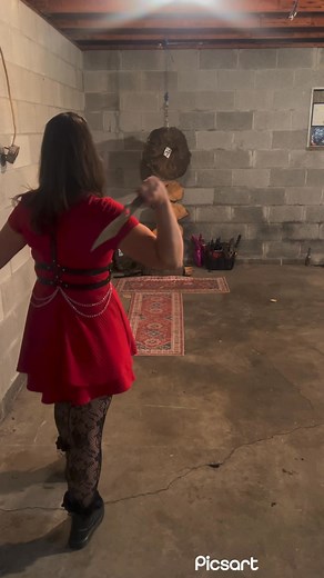 Cut a card throwing some shark knives made by nobodyknifeworks. Not my best throwing. Throwing from ten feet full roto , handshake grip. #ChrrryBomb #knife #fypシ #trend #throwingknife | Lauren K Meadows
