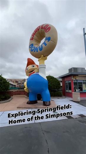Freyzel Productions on Instagram: "Exploring Springfield, Home of The Simpsons at Universal Studios in Orlando, Florida. #thesimpsons #simpsons #universalstudios"