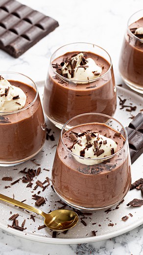 1.7M views · 10K reactions | If you're after a truly melt in your mouth, RICH mousse recipe, try this gelatin-free French Chocolate Mouse! It's so easy and indulgent!  Google 'Scran Line Chocolate Mousse' for the recipe! | The Scran Line | Facebook