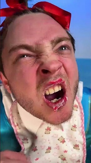 Lipstick Laughter: The Ultimate Makeup Fails! 😂💄