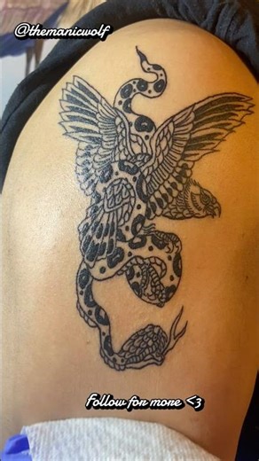 Hey hey! My name is Wolfe—here’s a tattoo I did in 2022. Wanna see my work? Subscribe for more!