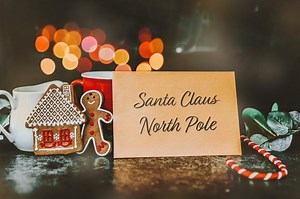 Santa Claus Mailing Address: Letters From the North Pole | LoveToKnow
