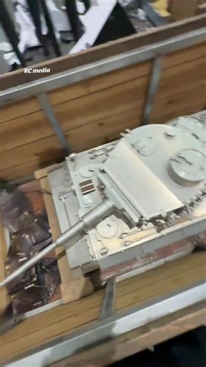 Chiêm Ngưỡng Siêu Tank RC Tiger 1 Tỉ Lệ 1/6