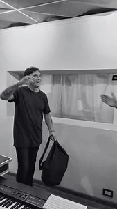 ¡FALTAN 2 DÍAS!😎 Este jueves a las 20 horas 👉🏻 Me vuelves loco junto ft @juanludelarosa PRE-SAVE EN NUESTRO PERFIL 🎧 | Banda XXI