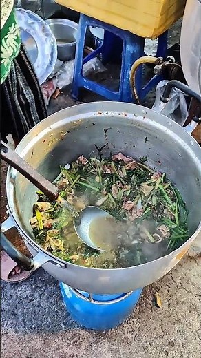 แกงอ่อมหมู ถุงละ 30 | อาหารอีสาน | Pork curry with herb 🌿