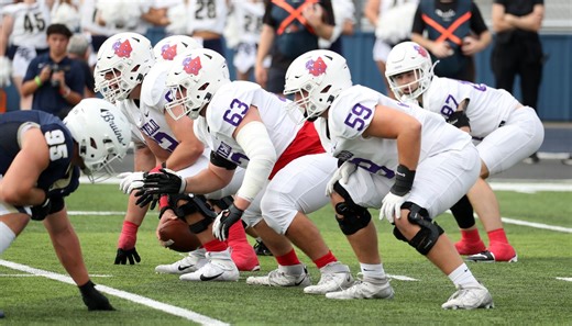 Linfield looks formidable, Lewis & Clark remains undefeated: Small college roundup