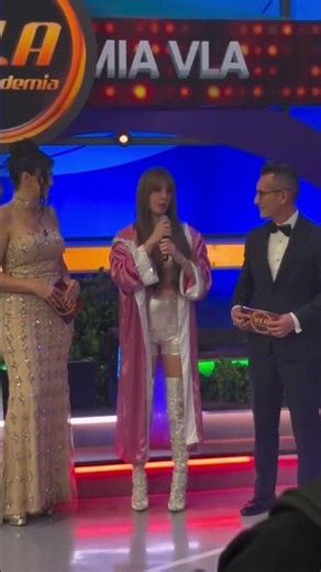 Imelda Tuñón, ready to kick off her participation in #LaAcademiaVLA 🎶