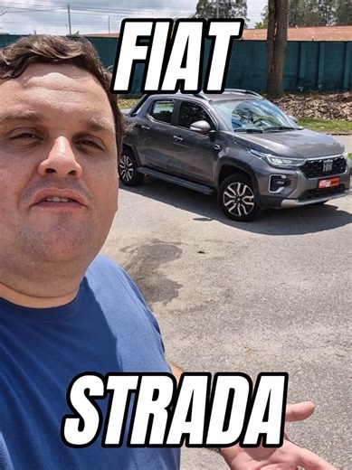 CARRO MAIS VENDIDO DE 2025 A essa altura, a Fiat Strada já se garantiu como o veículo mais vendido entre os automóveis e comerciais leves no Brasil em 2025. Com mais de 12.600 emplacamentos em dezembro, a picape fechará o ano com mais de 140.000 emplacamentos no ano. Mesmo com tantas Strada ganhando as ruas, a versão Ranch é bem rara. É a mais completa, com direito a ar-condicionado digital, carregamento sem fio para smartphones, estribos, pneus de uso misto, luzes de neblina de led e o motor 1.