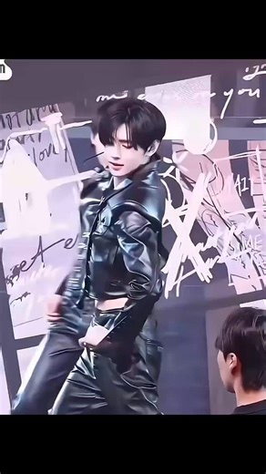 ♡︎𝑠𝑜𝑜ℎ𝑎♡︎ on Instagram: "Sunghoon body proportion insane ❤️‍🔥 #heeseung#jay#jake#sunghoon #jungwon#sunoo#ni_ki#enhypen"