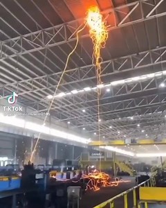 131K views · 822 reactions | Problemi nel laminatoio  | Meccanica News | Facebook