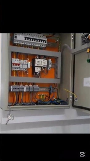 Walk in chiller and freezer Installation. #PUrooms, #walkinchiller, #walkinfreezer, #controlpanel,