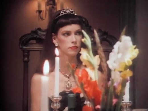 RATT - Round And Round (Official Music Video) (1)