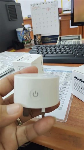 Wi-Fi SMART PLUG