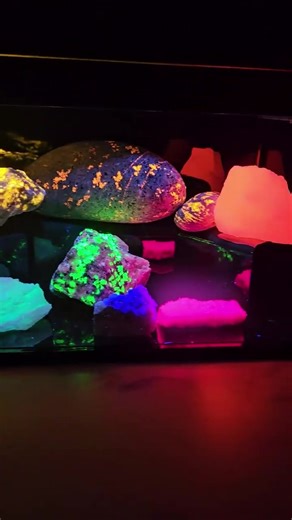 GloBox Video showcasing our fluorescent minerals that are found in...