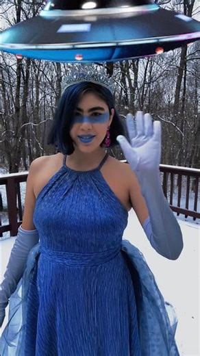Alien ice queen just landed outside. #icequeen #fantasy #alien #extraterrestrial #royalty #uranian