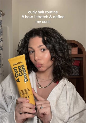 Revitalize Your Curls with the A Curl Can Dream Line