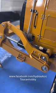 449K views · 10K reactions | The hydraulic 973k loader on the assembly line 朗 #hydraulic #RC #construction #hydraulicrc #lesu #loader #rcconstructionmodels #rcconstruction | Toucanhobby RC Model | Facebook