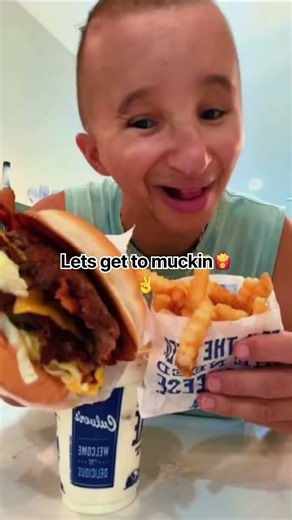 Lets get to muckin 🍟✌️😂 #silky #jshock