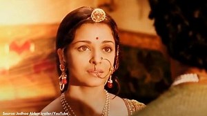 Aishwarya Rai Bachchan's romantic scenes in these Bollywood movies will melt your heart