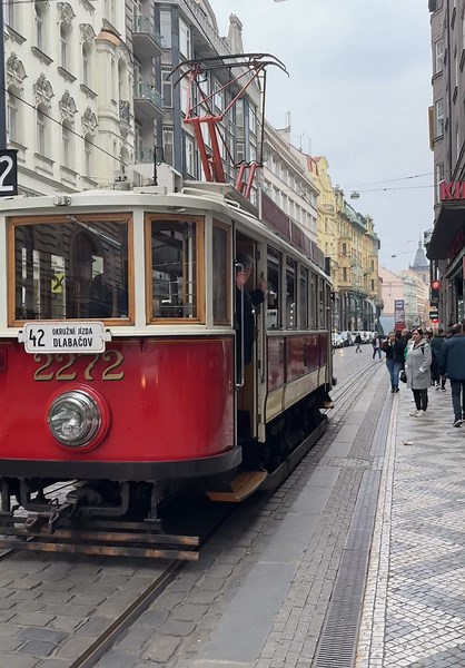 Old tram In Prague. #czechrepublic #prague #europe #tram #vaclavskenamesti #trip #traveling #vacation #daytrip