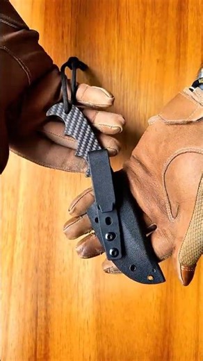 A carbon fiber knife for concealed carry 🥷 #edc #blade #combat #tools #survival #handmade #usa