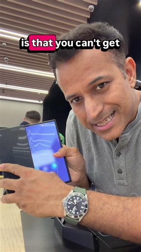 Samsung TRI fold hands on!