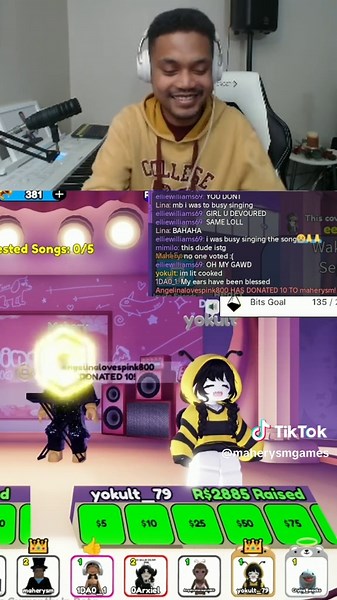 singing battle in PRO SERVERS of Roblox Sing It: Karaoke on