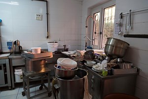 Don’t Eat There! A Restaurant Workers’ Guide to Restaurant Warning Signs