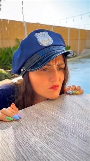 गोपू ने चंपा का फीता काटा🤯😬~mini wood toy- woodworking art skill wood /hand craft/#shorts