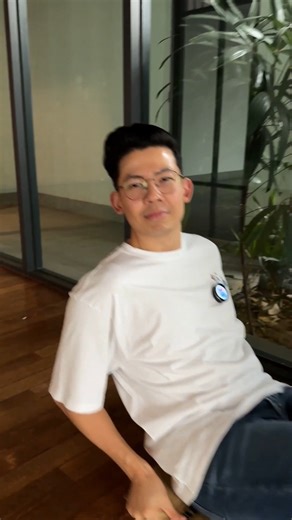 We get it. Everyone’s curious about which stocks to buy. 😉 But let’s be honest. Without a system or a plan, it’s just gambling. Think of it like going on a road trip with no map: you’ll waste time, fuel, and probably give up halfway. The best investment isn’t a stock tip. It’s investing in yourself. Learn how to invest with confidence at our free webinar. 🔗 Link in comment section below 👇 | Beyond Insights Investment & Trading Education