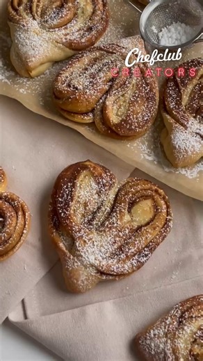 54K views · 256 reactions | Brioches suisses à la cannelle, une recette de notre amie @cuisiner_en_couleurs membre du club des créateurs Chefclub - Suivez @cuisiner_en_couleurs sur Instagram et Tiktok  | Chefclub | Facebook