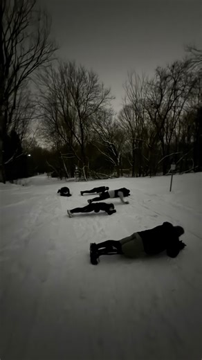 Martine Marois on Instagram: "Je suis épanouie de cette première expérience de coaching en trail à Bromont avec des gens qui débutent et d’autres qui veulent perfectionner leur technique de course 🏃 🏃‍♀️😊 La thématique cette semaine était la perception de l’effort, alors comment connecter avec ce ressenti et ces différentes zones de vitesse 👌#trail #courseensentier #entraînement #intervalrunning #montoak"