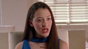 Kat Dennings' dramatic transformation captivates attention