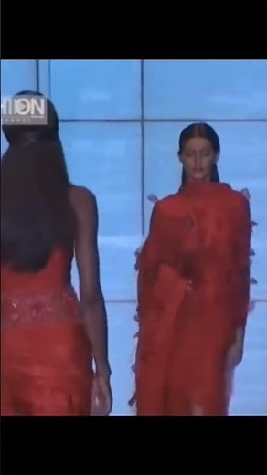 Best synchronization of models #shortsviral #models #synchronization