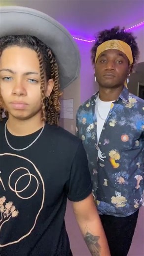 Bought the new Heelys Rate 1- IB- | Taylor Pierce