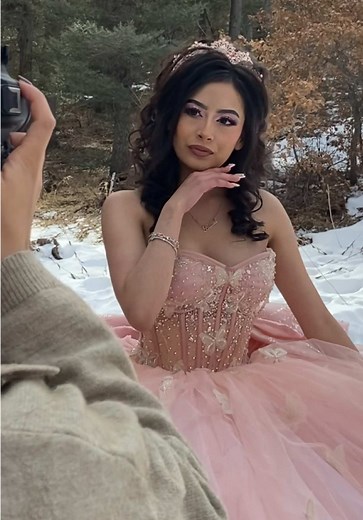 Stunning Quinceañera Photoshoot in the Snow