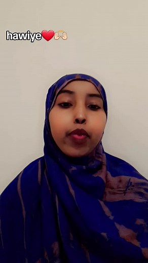 Exploring Traditional Headscarf Styles and Gestures