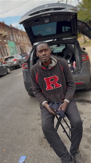 84K views · 64K reactions | You never know how much your presence means until someone tells you you’re the only one who shows up 梁 (Support our initiative by visiting the link in my bio) | Empowering Cuts | Facebook