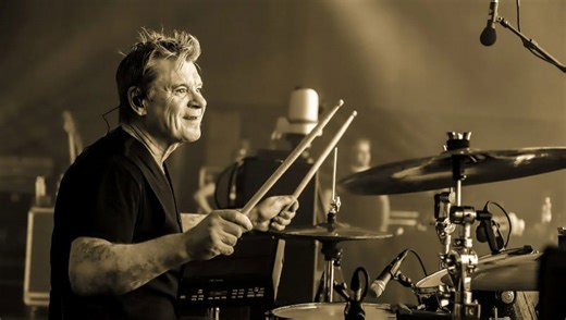 Band formed by Hooters drummer, Levittown native performing at event