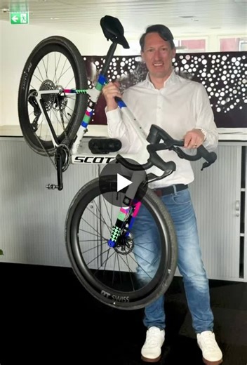 Der CEO auf zwei Rädern | Swisscom Services AG