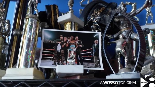 'It’s never too late' | North Texas mom wins boxing world title just days before turning 40